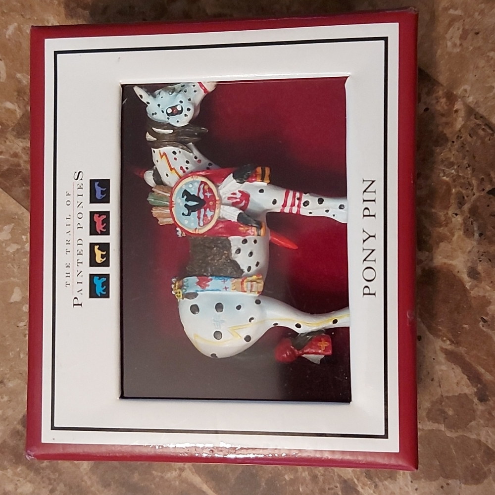 The Trail of Painted Ponies pony pin/brooch, EUC